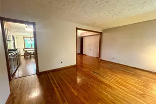 28 Euclid Ave, Dix Hills, NY 11746 - Photo 10