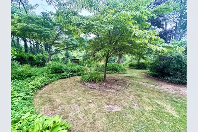 28 Euclid Avenue, Dix Hills, NY 11746 - Photo 30