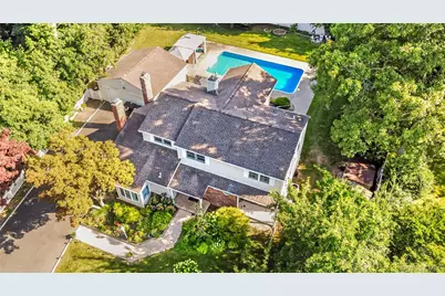 6 Marlon Lane, Hauppauge, NY 11788 - Photo 8