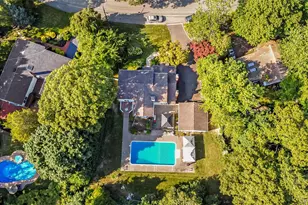 6 Marlon Ln, Hauppauge, NY 11788 - Photo 10
