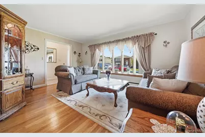 3615 Tonopah Street, Seaford, NY 11783 - Photo 6
