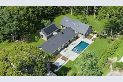 6 Great Circle Drive, Shelter Island, NY 11964 - Photo 2