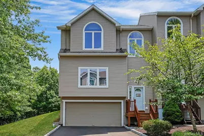 1 Ledger View Court, Highland Mills, NY 10930 - Photo 2