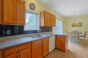 1 Ledger View Ct, Highland Mills, NY 10930 - Photo 12