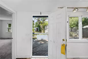 426 Riverleigh Ave, Riverside, NY 11901 - Photo 18