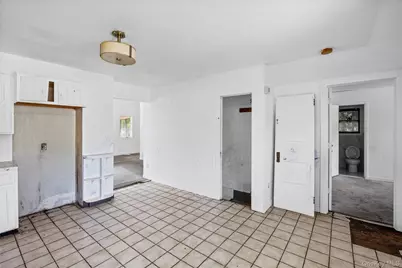 426 Riverleigh Avenue, Riverside, NY 11901 - Photo 22