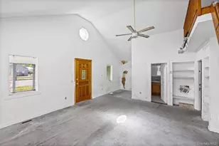 426 Riverleigh Ave, Riverside, NY 11901 - Photo 28