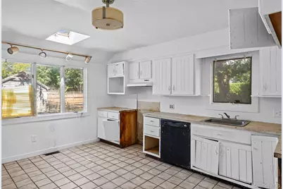 426 Riverleigh Avenue, Riverside, NY 11901 - Photo 20