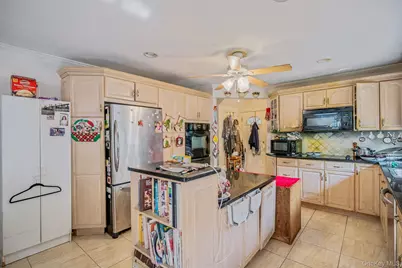 39 William Street, Smithtown, NY 11787 - Photo 14