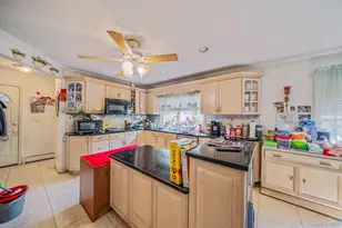 39 William St, Smithtown, NY 11787 - Photo 16