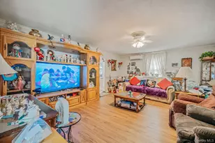 39 William St, Smithtown, NY 11787 - Photo 6
