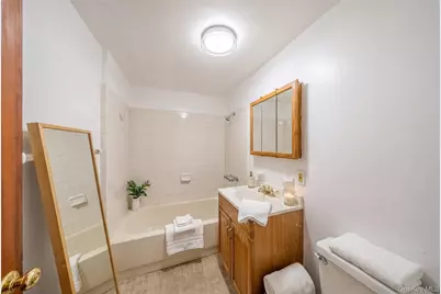 2512 Maclay Avenue, Bronx, NY 10461 - Photo 20