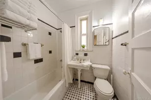 2512 Maclay Ave, Bronx, NY 10461 - Photo 18