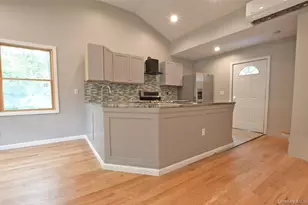 6 Southold Rd, Sound Beach, NY 11789 - Photo 14