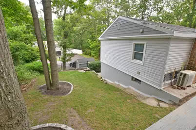 6 Southold Road, Sound Beach, NY 11789 - Photo 26