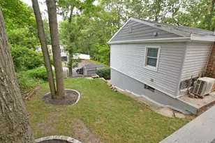 6 Southold Rd, Sound Beach, NY 11789 - Photo 26