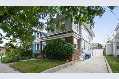 937 E 39th Street, Brooklyn, NY 11210 - Photo 2