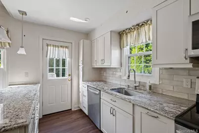 21 Vause Street, Northport, NY 11768 - Photo 10