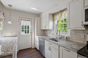21 Vause St, Northport, NY 11768 - Photo 10