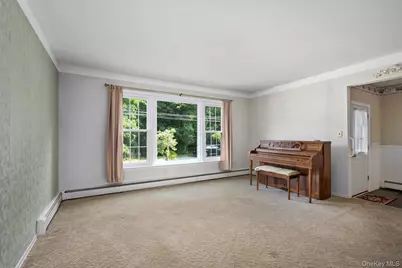 21 Vause Street, Northport, NY 11768 - Photo 4
