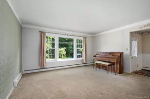 21 Vause St, Northport, NY 11768 - Photo 4