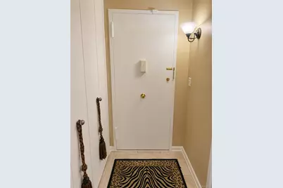 200 High Point Drive #8, Hartsdale, NY 10530 - Photo 1