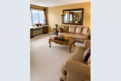 200 High Point Drive #8, Hartsdale, NY 10530 - Photo 8