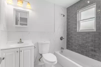 3439 Grace Avenue, Bronx, NY 10469 - Photo 18