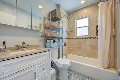 9009 80th Street, Woodhaven, NY 11421 - Photo 16