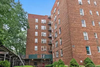 65-45 Yellowstone Boulevard #2B, Forest Hills, NY 11375 - Photo 1