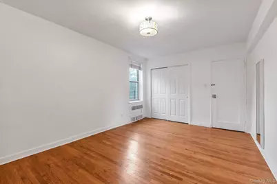 65-45 Yellowstone Boulevard #2B, Forest Hills, NY 11375 - Photo 6