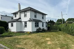 96 California Ave, Hempstead, NY 11550 - Photo 2