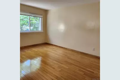 154 Storm Drive, Holtsville, NY 11742 - Photo 6