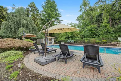 6 Field Daisy Lane, East Northport, NY 11731 - Photo 32