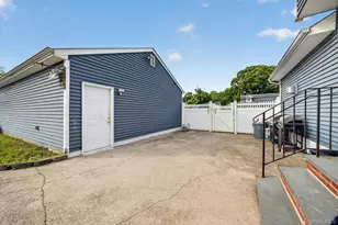 60 Steuben Blvd, Nesconset, NY 11767 - Photo 30