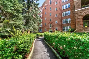 1360 Midland Ave, Bronxville, NY 10708 - Photo 4