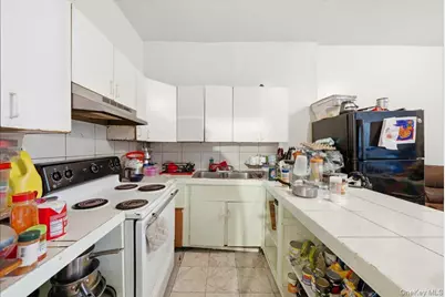 320 Jackson Avenue, Bronx, NY 10454 - Photo 6