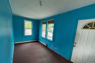 583 Straight Path, West Babylon, NY 11704 - Photo 4