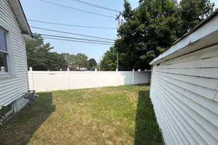 583 Straight Path, West Babylon, NY 11704 - Photo 16