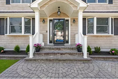 18 Worden Place, West Babylon, NY 11704 - Photo 1