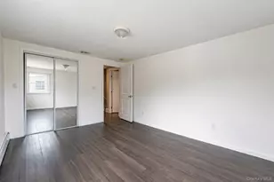 18 Worden Pl, West Babylon, NY 11704 - Photo 18