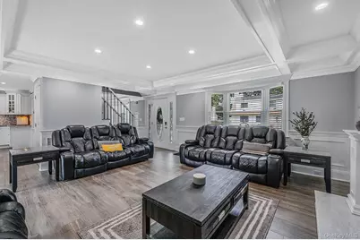 18 Worden Place, West Babylon, NY 11704 - Photo 6