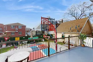 31-26 Buell St, East Elmhurst, NY 11369 - Photo 16