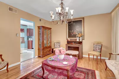 2 Fairhaven Drive, Wheatley Heights, NY 11798 - Photo 8