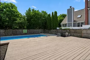 325 Harrison Ave, Miller Place, NY 11764 - Photo 32