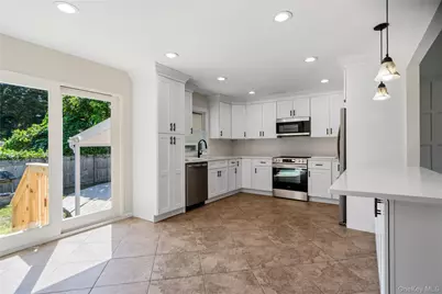 325 Harrison Avenue, Miller Place, NY 11764 - Photo 8