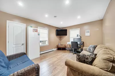 258 Fairview Boulevard, Hempstead, NY 11550 - Photo 14