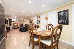 17 Joludow Dr, Massapequa Park, NY 11762 - Photo 20