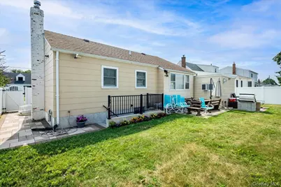17 Joludow Drive, Massapequa Park, NY 11762 - Photo 24