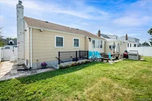 17 Joludow Dr, Massapequa Park, NY 11762 - Photo 24